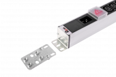 Блок силовых розеток Rem Rem-16, вертикальный, неуправляемый, IEC 60320   арт. R-16-36C13-6C19-V-1420  купить у официального дистрибьютора в Санкт-Петербурге и Москве с доставкой.