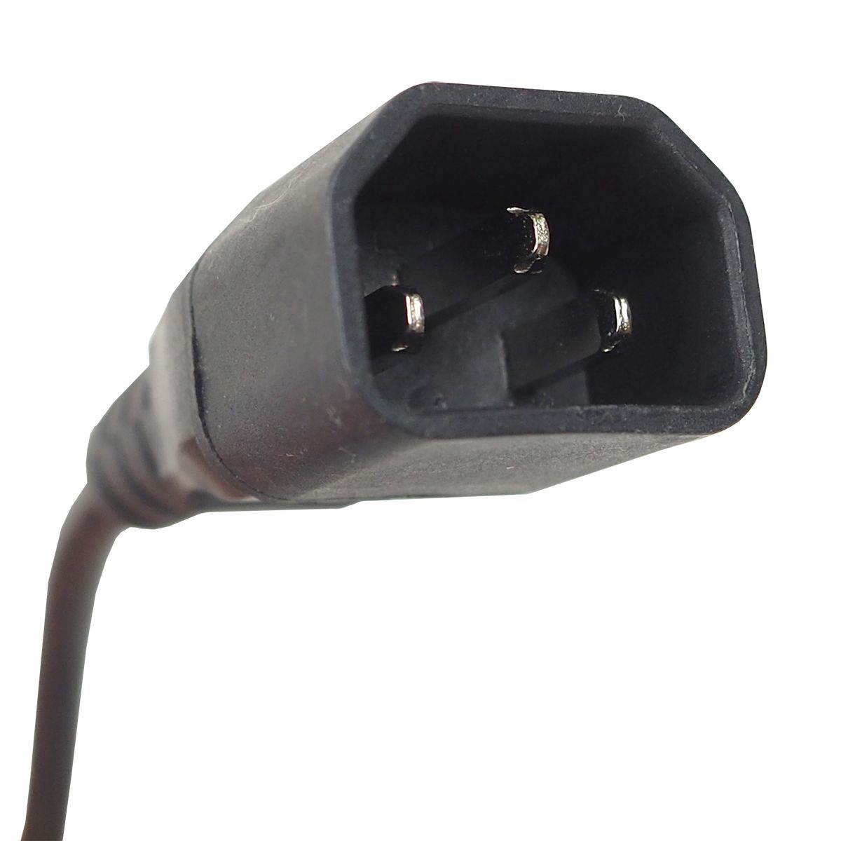 Блоки распределения питания Силовой шнур BNH, IEC 60320 С13, вилка IEC 60320 С14, 1.8 м, 10А, с заземлением, сечение 3×1.0, цвет: чёрный купить у официального дистрибьютора в Санкт-Петербурге и Москве с доставкой.